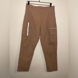 Nike Sportswear Essentials Utility Windbreaker Pants